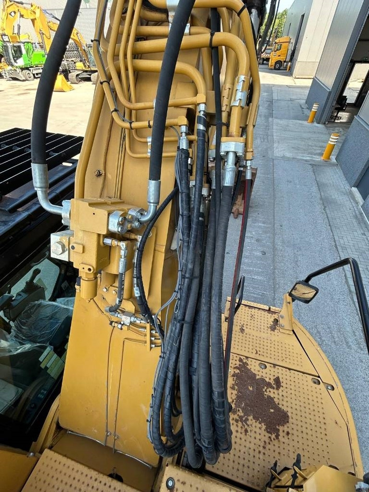 CAT 325 FL CR  в лизинг CAT 325 FL CR: фото 26