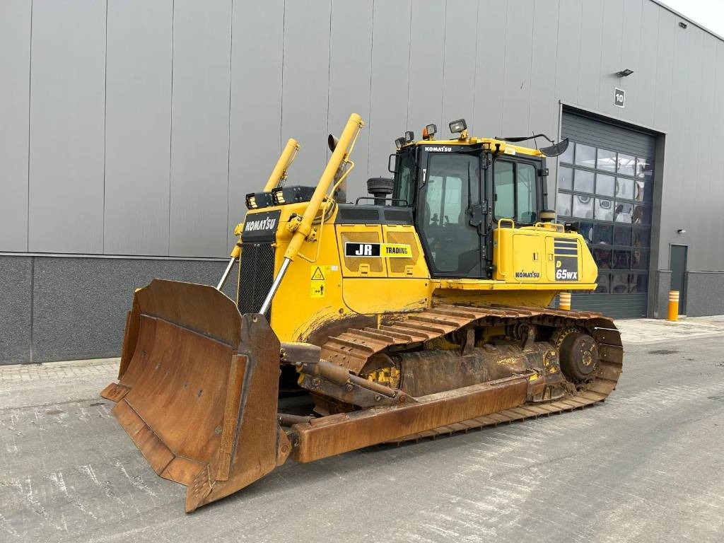 Komatsu D 65 WX-18 - Бульдозер: фото 1 Komatsu D 65 WX-18 - Бульдозер: фото 1