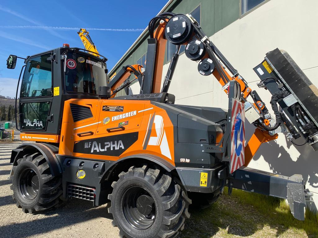 Energreen ILF Alpha T12 - Манипуляторная косилка: фото 3 Energreen ILF Alpha T12 - Манипуляторная косилка: фото 3