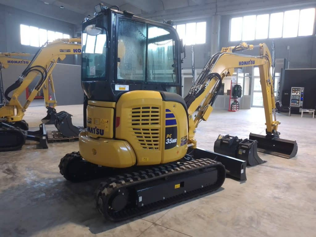 KOMATSU PC35MR-5 - Мини-экскаватор: фото 2 KOMATSU PC35MR-5 - Мини-экскаватор: фото 2