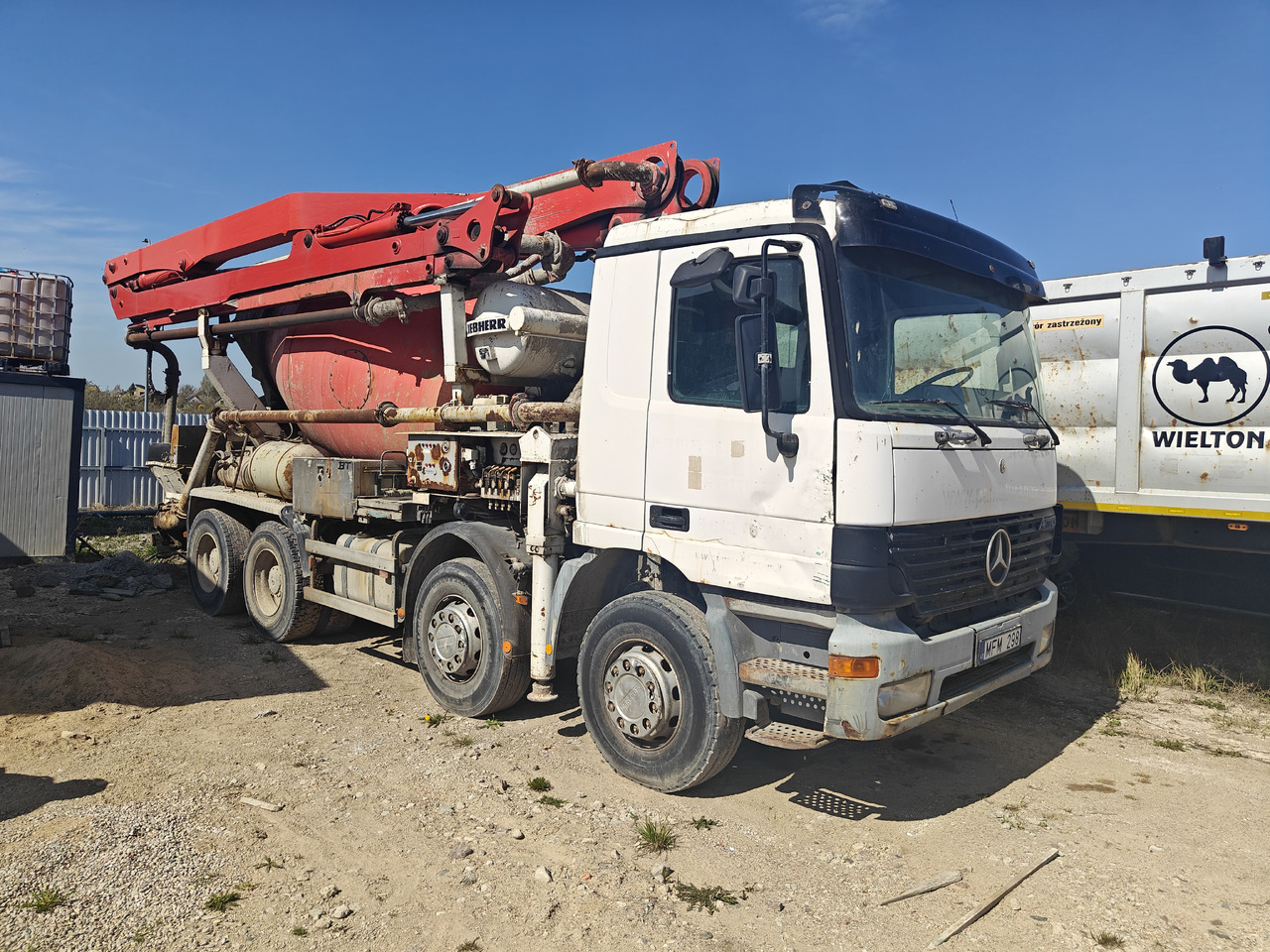 Mercedes Benz Actros - Бетономешалка: фото 1 Mercedes Benz Actros - Бетономешалка: фото 1