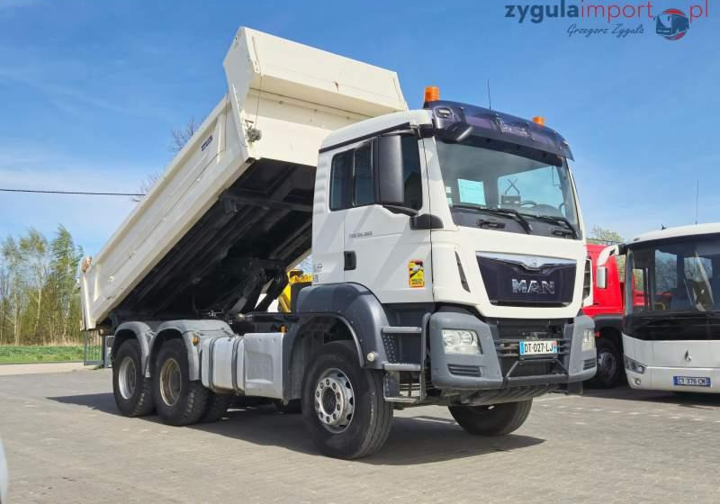 MAN TGS 26.360 / 2 STRONNA WYWROTKA/ EURO 6 - Самосвал: фото 1 MAN TGS 26.360 / 2 STRONNA WYWROTKA/ EURO 6 - Самосвал: фото 1