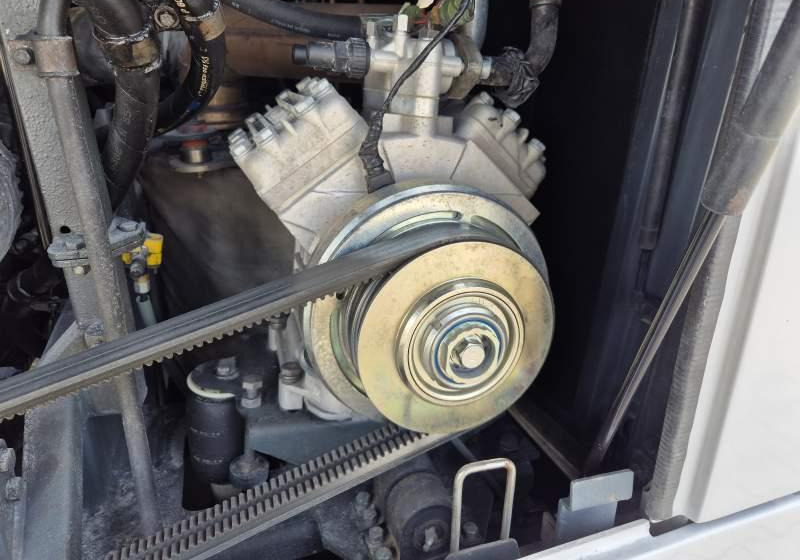 Туристический автобус Temsa SAFARI HD 12 / SPROWADZONA Z KORSYKI / WC / EURO 5: фото 15 Туристический автобус Temsa SAFARI HD 12 / SPROWADZONA Z KORSYKI / WC / EURO 5: фото 15