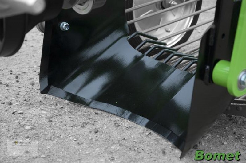 BOMET Z655/1 Kartoffelroder Roder Kartoffel Schwingsiebroder NEU - Картофелеуборочный комбайн: фото 4 BOMET Z655/1 Kartoffelroder Roder Kartoffel Schwingsiebroder NEU - Картофелеуборочный комбайн: фото 4