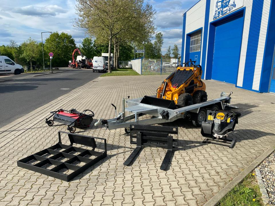 Radlader / Minilader BK323S Komplettpaket mit Tieflader + Zübehör *INKL.19% MWST.*BERGER KRAUS*BRIGGS&STRATTON* - Мини-погрузчик с бортовым поворотом: фото 1 Radlader / Minilader BK323S Komplettpaket mit Tieflader + Zübehör *INKL.19% MWST.*BERGER KRAUS*BRIGGS&STRATTON* - Мини-погрузчик с бортовым поворотом: фото 1