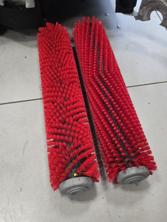 Поломоечная машина KÄRCHER Szorowarka Karcher B40 C Bp + R55 Hako Nilfisk: фото 14