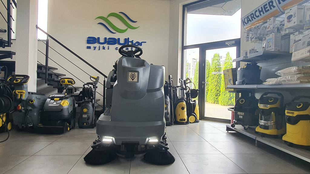 KÄRCHER Szorowarka Zamiatarka KARCHER B200 R Dose SB Serwis GWARANCJA 2019 YEAR - Поломоечная машина: фото 5 KÄRCHER Szorowarka Zamiatarka KARCHER B200 R Dose SB Serwis GWARANCJA 2019 YEAR - Поломоечная машина: фото 5