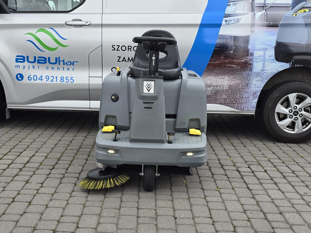 KÄRCHER Zamiatarka KARCHER KM 85/50 R Bp Pack 2019 R 91 HOURS - Промышленная подметальная машина: фото 3 KÄRCHER Zamiatarka KARCHER KM 85/50 R Bp Pack 2019 R 91 HOURS - Промышленная подметальная машина: фото 3