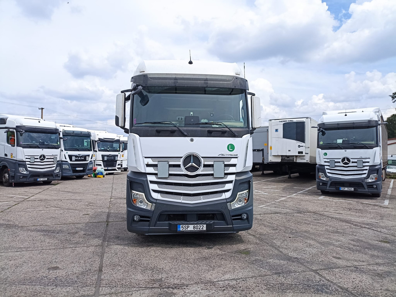 MERCEDES-BENZ ACTROS 1845*BIGSPACE*STANDARD - Тягач: фото 2 MERCEDES-BENZ ACTROS 1845*BIGSPACE*STANDARD - Тягач: фото 2