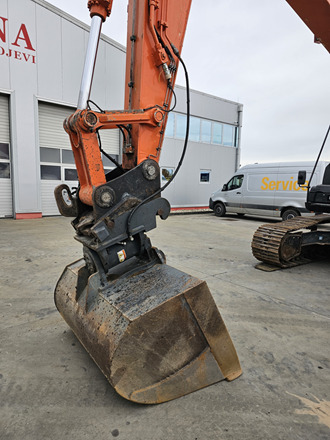 Гусеничный экскаватор HITACHI ZX210LC-5B: фото 13 Гусеничный экскаватор HITACHI ZX210LC-5B: фото 13