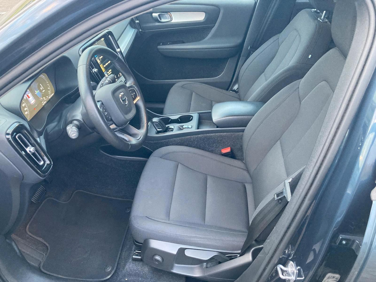 Volvo XC 40 T4 Inscription Expr. Recharge Plug-In Hyb - Внедорожник: фото 5 Volvo XC 40 T4 Inscription Expr. Recharge Plug-In Hyb - Внедорожник: фото 5
