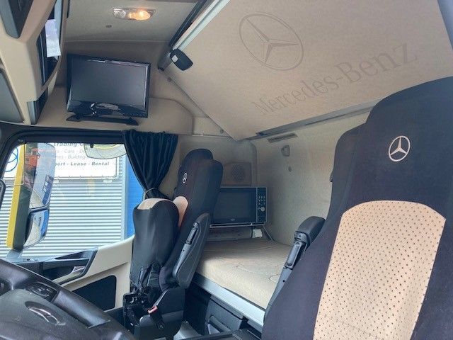 Mercedes-Benz Actros 3351 6x4 - Тягач: фото 5 Mercedes-Benz Actros 3351 6x4 - Тягач: фото 5