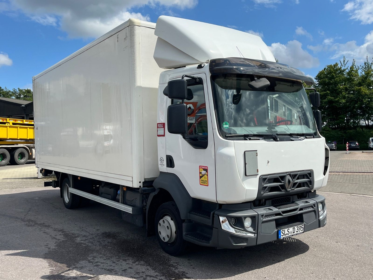 Renault D7.5 210 Kofferaufbau mit LBW - Фургон с закрытым кузовом: фото 3 Renault D7.5 210 Kofferaufbau mit LBW - Фургон с закрытым кузовом: фото 3