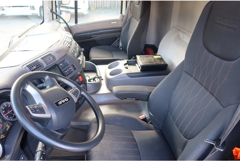 DAF CF 290 FA Bak + klep Dhollandia 2000 kg - Грузовик с закрытым кузовом: фото 5 DAF CF 290 FA Bak + klep Dhollandia 2000 kg - Грузовик с закрытым кузовом: фото 5