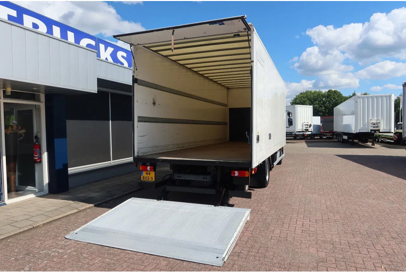 DAF LF 230 Bak+Klep Dhollandia 1500 kg Euro 6 - Грузовик с закрытым кузовом: фото 4 DAF LF 230 Bak+Klep Dhollandia 1500 kg Euro 6 - Грузовик с закрытым кузовом: фото 4