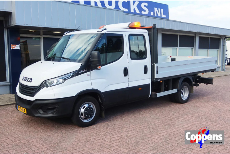 Iveco Daily 35C16 HI Matic Dubbele cabine open 7 persoons uitvoering. Dubbel lucht achter as. 3.0 L motor - Фургон, Грузопассажирский фургон: фото 1 Iveco Daily 35C16 HI Matic Dubbele cabine open 7 persoons uitvoering. Dubbel lucht achter as. 3.0 L motor - Фургон, Грузопассажирский фургон: фото 1