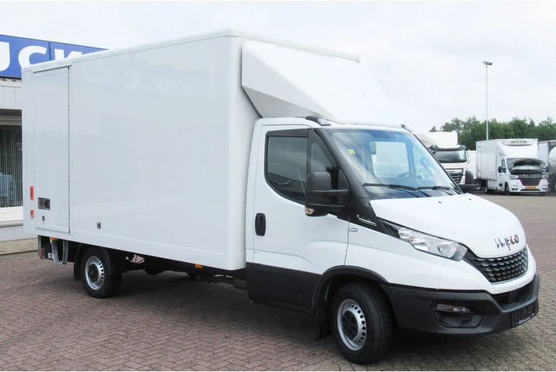 Iveco Daily 35S14 Bakwagen +Laadklep DHollandia 750 kg - Фургон с закрытым кузовом: фото 2 Iveco Daily 35S14 Bakwagen +Laadklep DHollandia 750 kg - Фургон с закрытым кузовом: фото 2