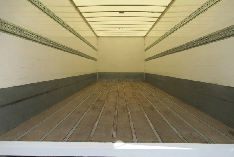 Mercedes-Benz Actros 1832 1832 LL 4x2 - Грузовик с закрытым кузовом: фото 4 Mercedes-Benz Actros 1832 1832 LL 4x2 - Грузовик с закрытым кузовом: фото 4