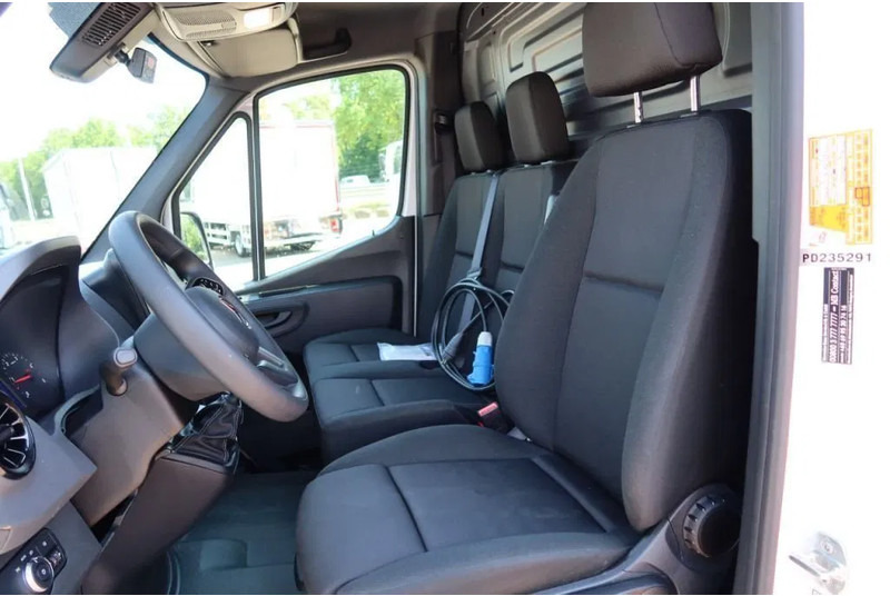 Mercedes-Benz Sprinter 315 CDI Koel/Vries/Verwarmen Carrier Xarios 350 + 220 volt nachtaansluiting - Фургон-рефрижератор: фото 5 Mercedes-Benz Sprinter 315 CDI Koel/Vries/Verwarmen Carrier Xarios 350 + 220 volt nachtaansluiting - Фургон-рефрижератор: фото 5