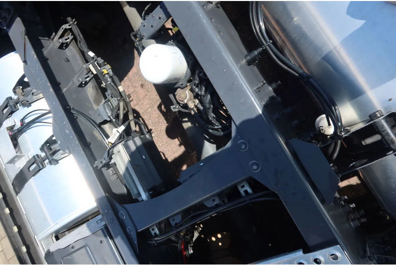 Тягач Volvo FH 460 Voith Retarder Standklima, Iparkcool: фото 16