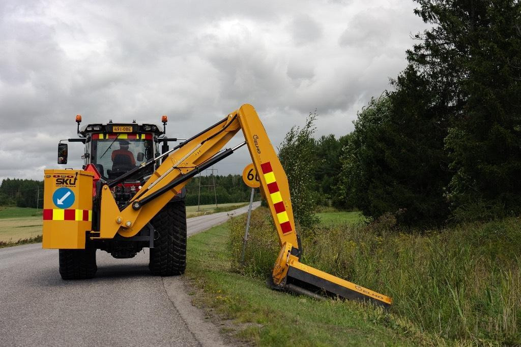 Elho TPM 720 klepelarm arm klepelmaaier (bj 2024) - Манипуляторная косилка: фото 3 Elho TPM 720 klepelarm arm klepelmaaier (bj 2024) - Манипуляторная косилка: фото 3