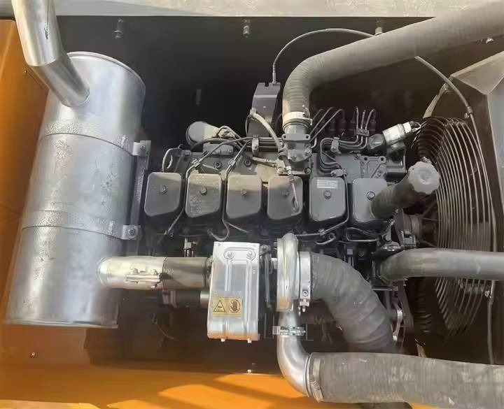 Hyundai R220LC-9S - Гусеничный экскаватор: фото 5 Hyundai R220LC-9S - Гусеничный экскаватор: фото 5