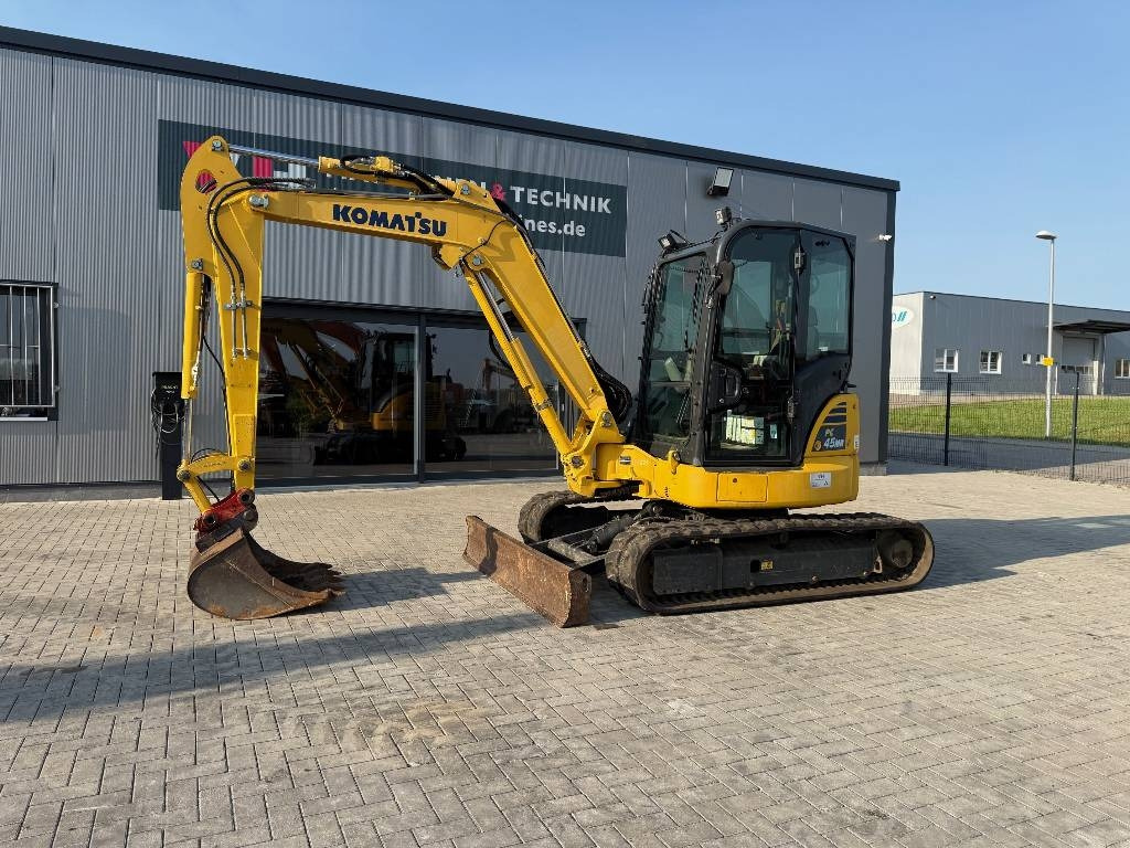 Komatsu PC 45 MR-5 - Мини-экскаватор: фото 1 Komatsu PC 45 MR-5 - Мини-экскаватор: фото 1
