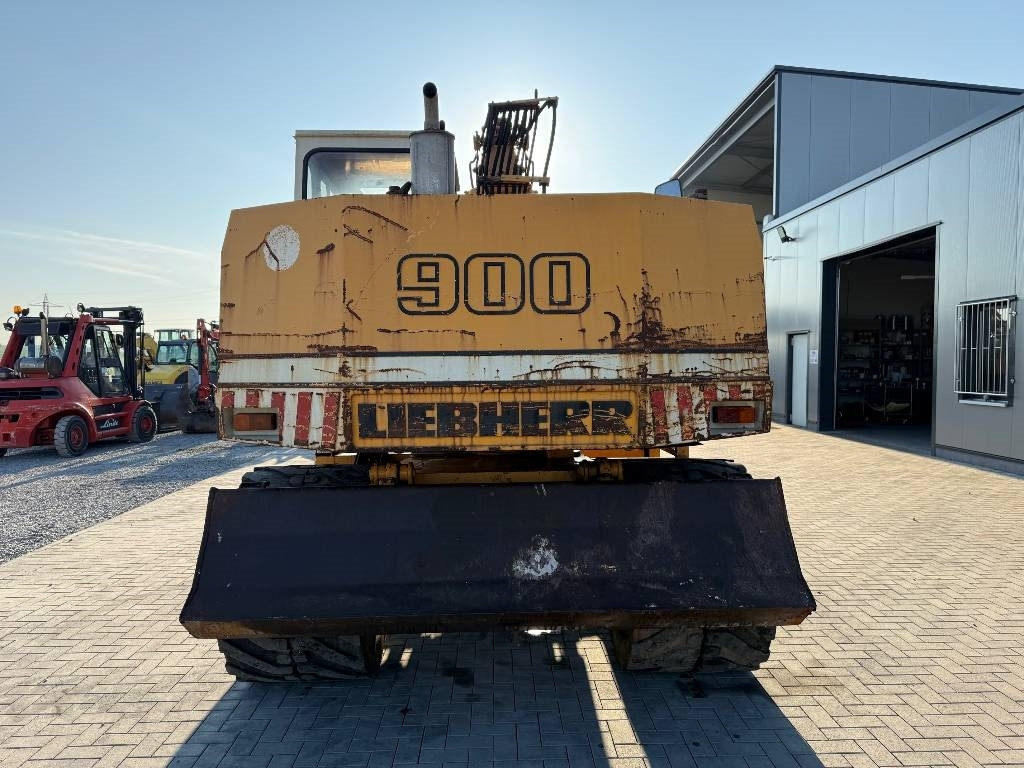 Liebherr A 900 C - Колёсный экскаватор: фото 3 Liebherr A 900 C - Колёсный экскаватор: фото 3