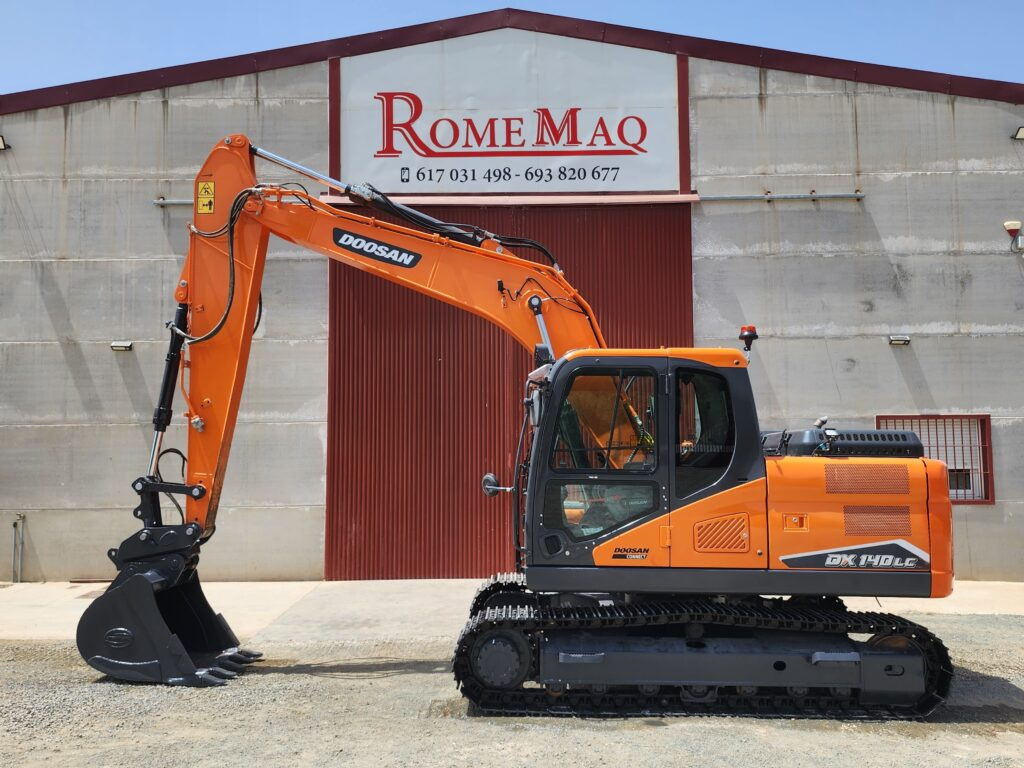 DOOSAN DX140LC-7 - Гусеничный экскаватор: фото 1 DOOSAN DX140LC-7 - Гусеничный экскаватор: фото 1