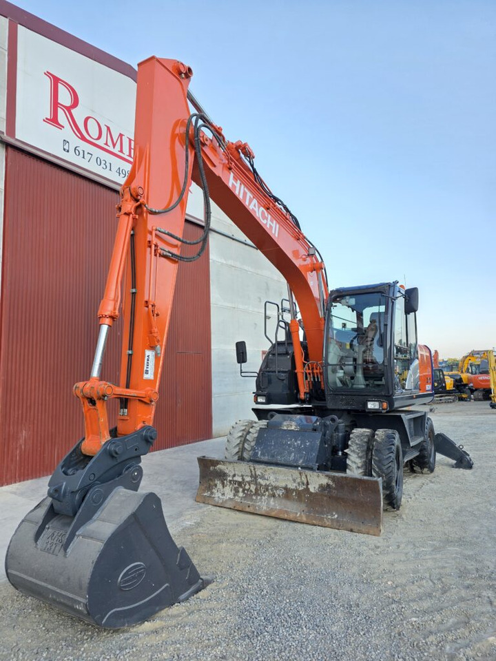 HITACHI ZX140W-6 - Колёсный экскаватор: фото 2 HITACHI ZX140W-6 - Колёсный экскаватор: фото 2