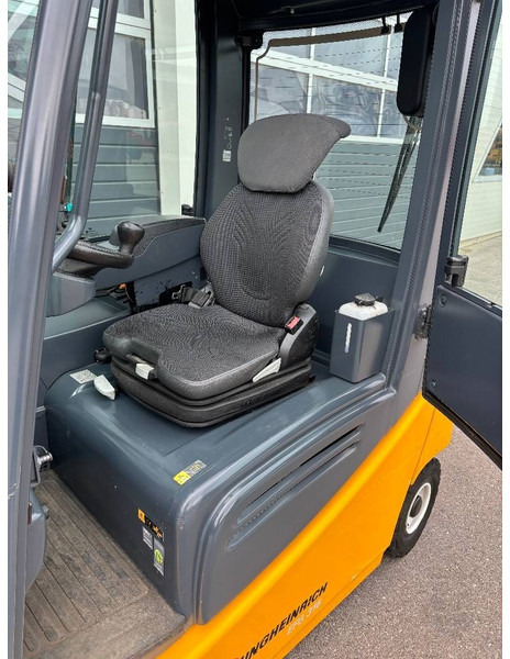 Электропогрузчик Jungheinrich EFG316 - Elektrostapler Gabelstapler: фото 11
