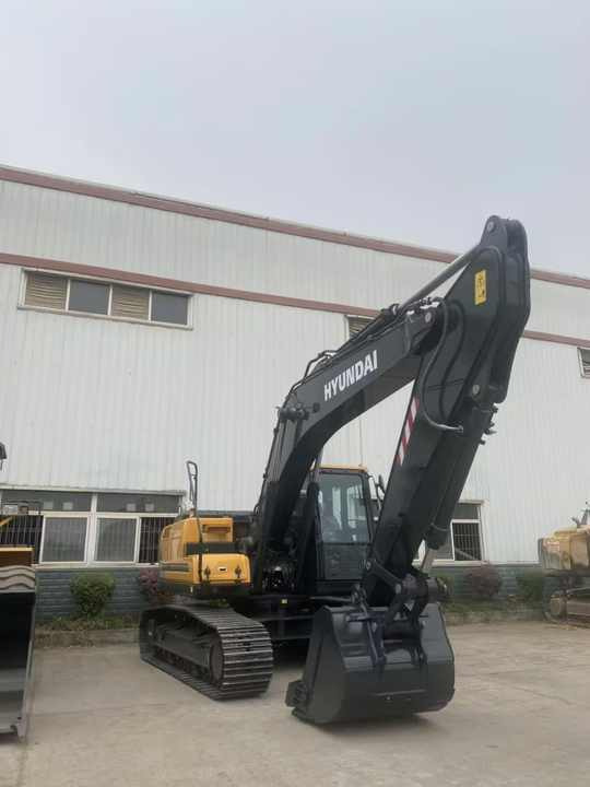 Certificated High Quality Hyundai 220LC Excavator 220lc-9s HX220L 220HD 22 Tons Excavator for Sale - Экскаватор: фото 5 Certificated High Quality Hyundai 220LC Excavator 220lc-9s HX220L 220HD 22 Tons Excavator for Sale - Экскаватор: фото 5