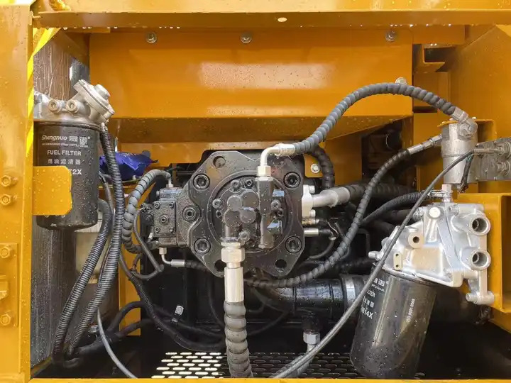 Good Price Used Sany Sy 215c Crawler Excavator in Good Condition Sany 215 Excavator - Экскаватор: фото 4 Good Price Used Sany Sy 215c Crawler Excavator in Good Condition Sany 215 Excavator - Экскаватор: фото 4