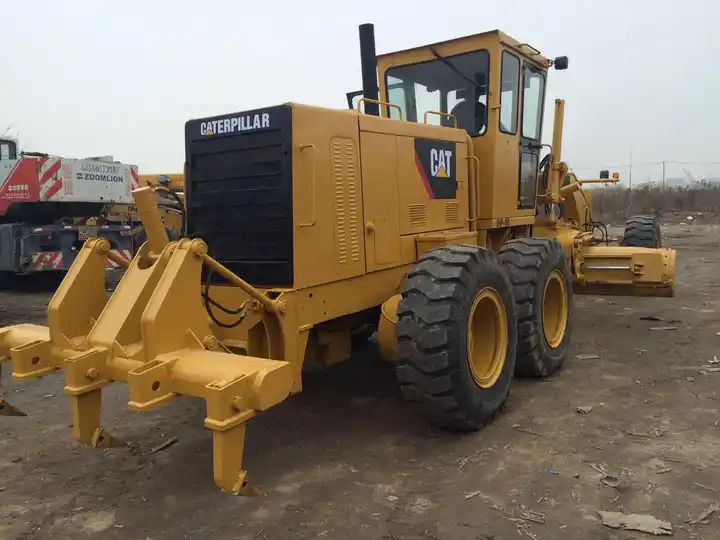 Hot sale Good Condition Original Japan Used CAT 140H Motor Grader Used 140h CAT 140H used Motor Grader - Грейдер: фото 4 Hot sale Good Condition Original Japan Used CAT 140H Motor Grader Used 140h CAT 140H used Motor Grader - Грейдер: фото 4