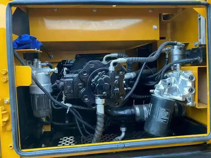 Used Crawler Excavator Sany 215c Sy135c 20 21 22 Ton Excavator Construction Machinery Equipment Excavators - Экскаватор: фото 4 Used Crawler Excavator Sany 215c Sy135c 20 21 22 Ton Excavator Construction Machinery Equipment Excavators - Экскаватор: фото 4