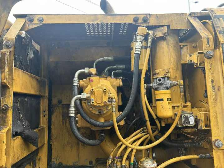 Used Excavator Cat 320bl Best Second Hand Excavator Caterpillar 320 320d 320b for Sale in Shanghai - Гусеничный экскаватор: фото 5 Used Excavator Cat 320bl Best Second Hand Excavator Caterpillar 320 320d 320b for Sale in Shanghai - Гусеничный экскаватор: фото 5