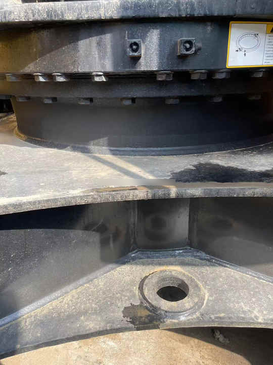 Used Excavator Sany 215c PRO Crawler Used Machinery 21ton Excavators - Гусеничный экскаватор: фото 5 Used Excavator Sany 215c PRO Crawler Used Machinery 21ton Excavators - Гусеничный экскаватор: фото 5