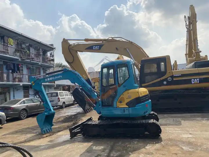 Used Kubota Kx155 Digger 5 Tons Crawler Excavators Japan Earthmoving Machinery With Good Working Condition For Sale - Гусеничный экскаватор: фото 3 Used Kubota Kx155 Digger 5 Tons Crawler Excavators Japan Earthmoving Machinery With Good Working Condition For Sale - Гусеничный экскаватор: фото 3