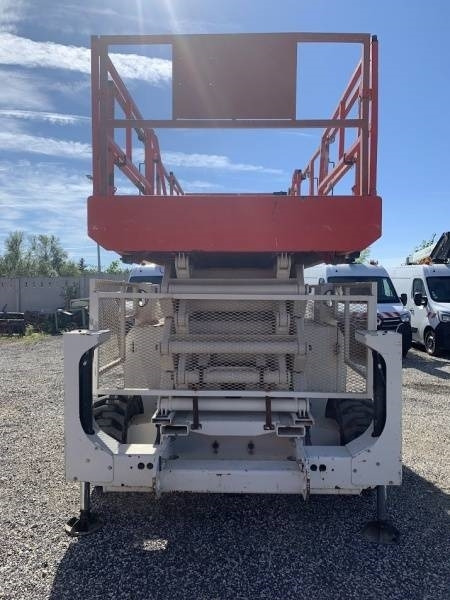 Genie GS5390 - 18m - 4x4 - Diesel - Ножничный подъемник: фото 3 Genie GS5390 - 18m - 4x4 - Diesel - Ножничный подъемник: фото 3