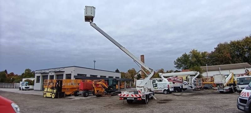 Грузовик с подъемником Renault Maxity Comilev EN160TVL - 16,5m, 200kg: фото 10