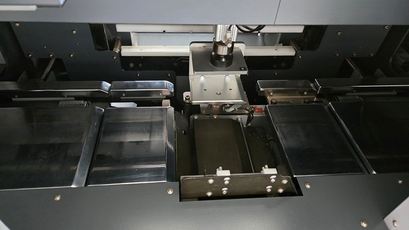 Horizon HT-30 C | 2012 | 4,7 Mio - Бумагорезательная машина: фото 4 Horizon HT-30 C | 2012 | 4,7 Mio - Бумагорезательная машина: фото 4