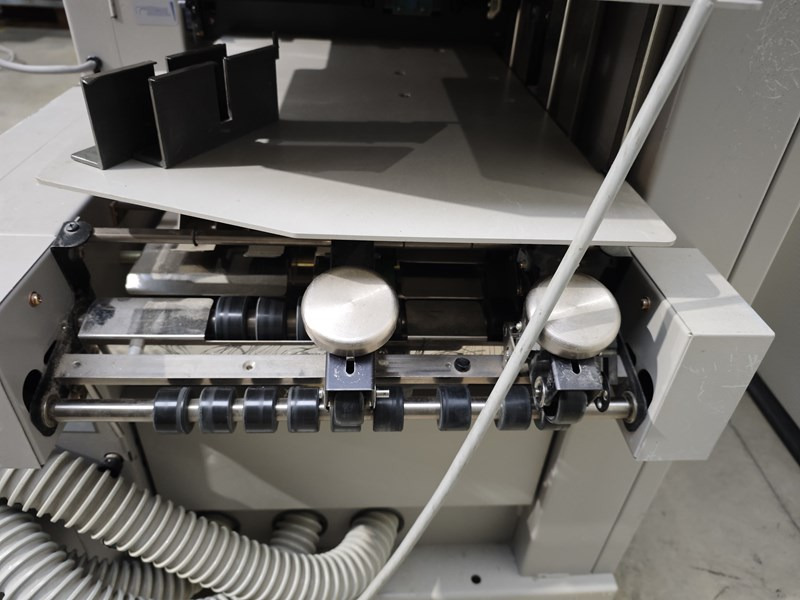 Horizon VAC-100 c | collator | 10 stations | 2005 | 1.17 mio - Печатное оборудование: фото 5 Horizon VAC-100 c | collator | 10 stations | 2005 | 1.17 mio - Печатное оборудование: фото 5