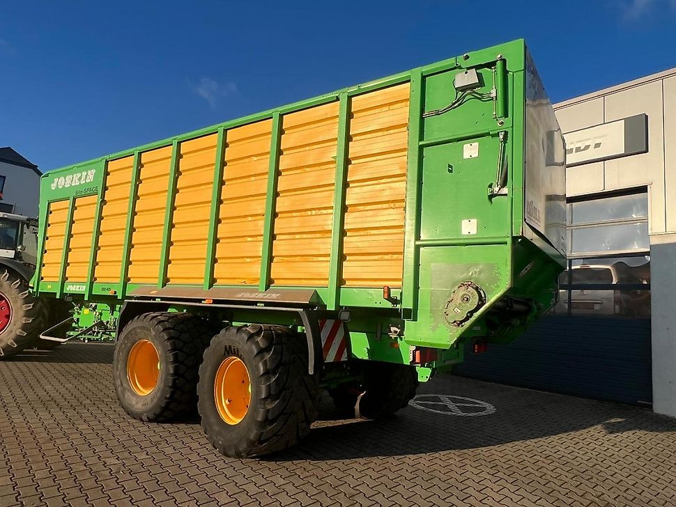 J.Reiff Sarl
Herr Stefan Neukirch - 77 Z.I in den - Сельскохозяйственный прицеп: фото 3 J.Reiff Sarl
Herr Stefan Neukirch - 77 Z.I in den - Сельскохозяйственный прицеп: фото 3