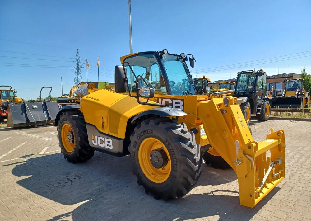 JCB 531-70 - Телескопический погрузчик: фото 3 JCB 531-70 - Телескопический погрузчик: фото 3