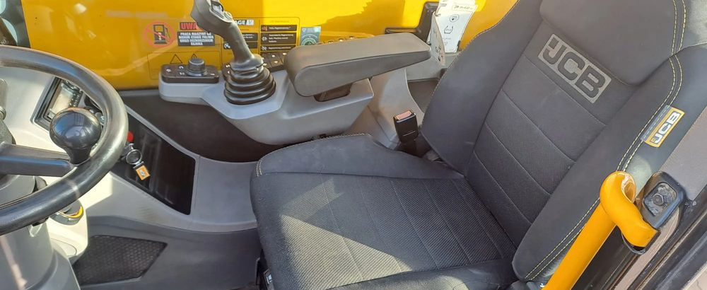 JCB 542-70 Agri Xtra - Телескопический погрузчик: фото 2 JCB 542-70 Agri Xtra - Телескопический погрузчик: фото 2