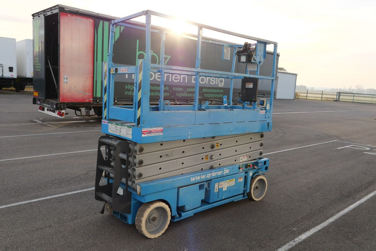 Genie SCHERENHEBEBÜHNE GENIE GS 2632 nur 542 H - Грузовик с подъемником: фото 5 Genie SCHERENHEBEBÜHNE GENIE GS 2632 nur 542 H - Грузовик с подъемником: фото 5