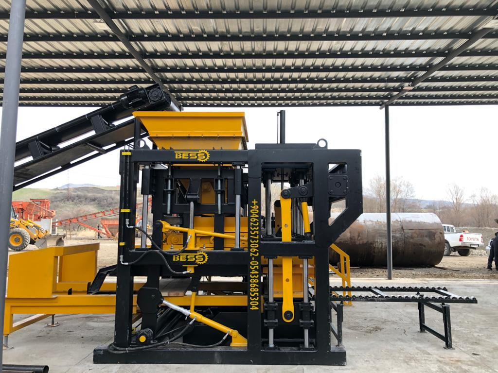 Semi-Automatic Hollow Block Machine | PRS-400 - Вибропресс: фото 2 Semi-Automatic Hollow Block Machine | PRS-400 - Вибропресс: фото 2