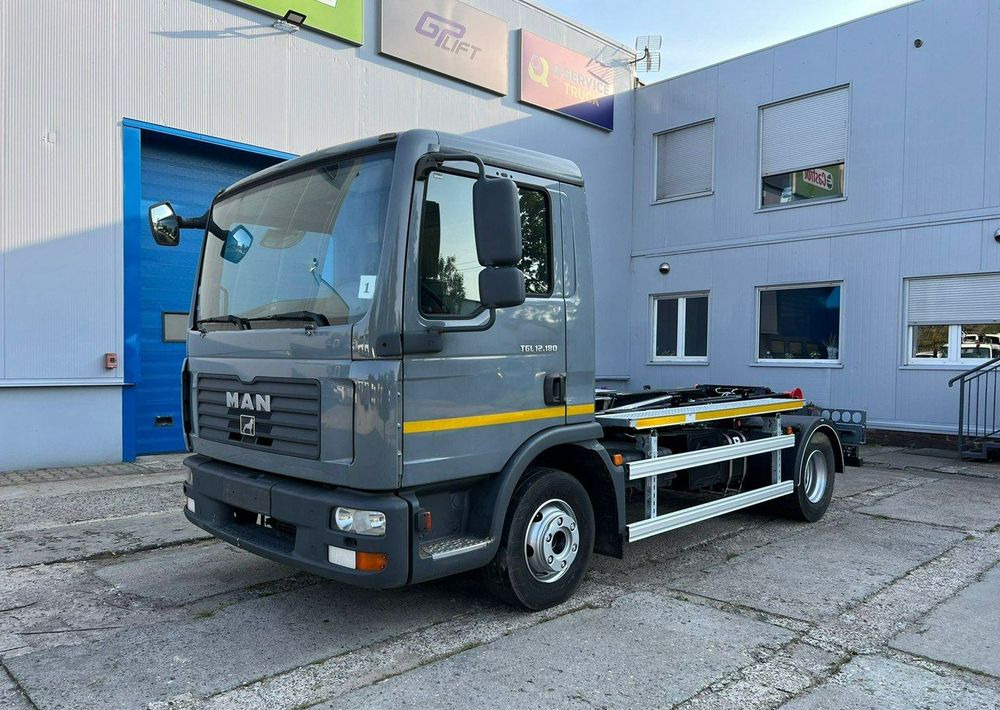 MAN TGL 12.180, hakowiec Janco/GP Lift - Мусоровоз: фото 1 MAN TGL 12.180, hakowiec Janco/GP Lift - Мусоровоз: фото 1
