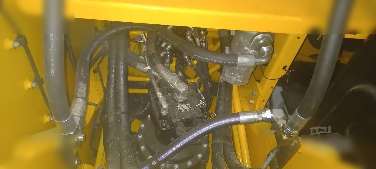 Новый Гусеничный экскаватор JCB JS210 LC: фото 11 Новый Гусеничный экскаватор JCB JS210 LC: фото 11