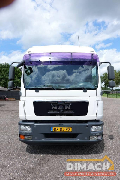 MAN TGM 12.290 wissellaadbak laadklep -loadlift MAN TGM met renova wissel laaldbak systeem ( BDF ) airco TOP !!verhuiswagen - Грузовик с закрытым кузовом: фото 3 MAN TGM 12.290 wissellaadbak laadklep -loadlift MAN TGM met renova wissel laaldbak systeem ( BDF ) airco TOP !!verhuiswagen - Грузовик с закрытым кузовом: фото 3